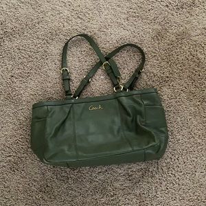 Coach green pocketbook